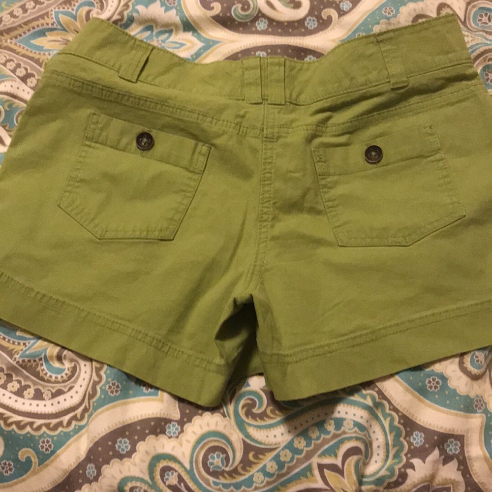 Women’s NewYork & Company size 8 shorts